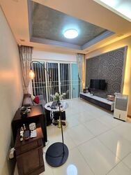 Waterfront Waves (D16), Condominium #568686161